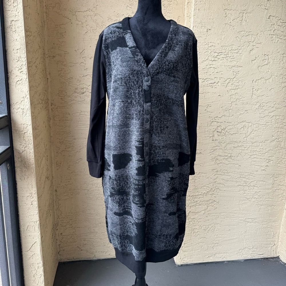 EPIK Morian V-neck Long Sleeve Fleece MIDI Dress